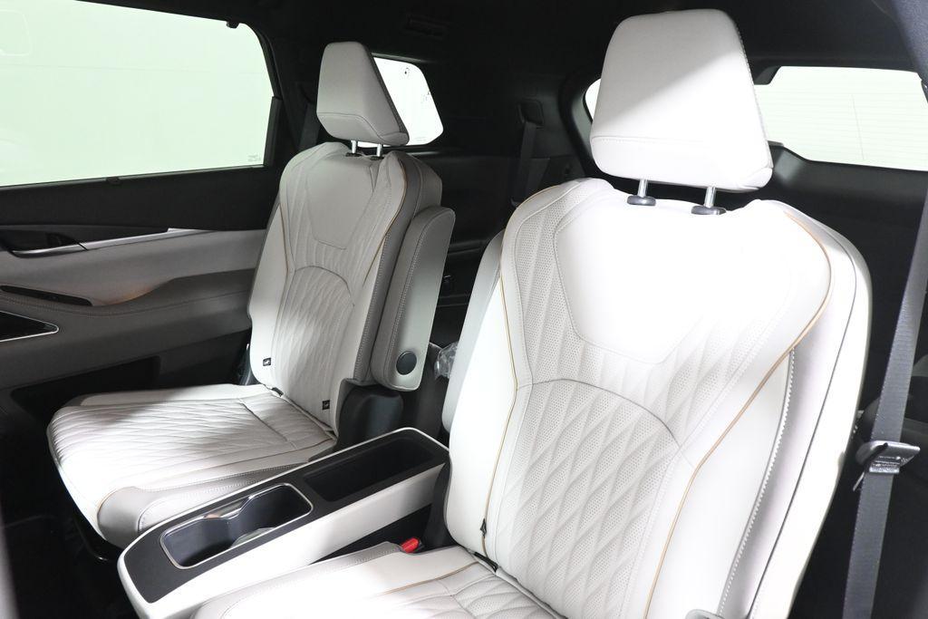 new 2027 INFINITI QX60 car