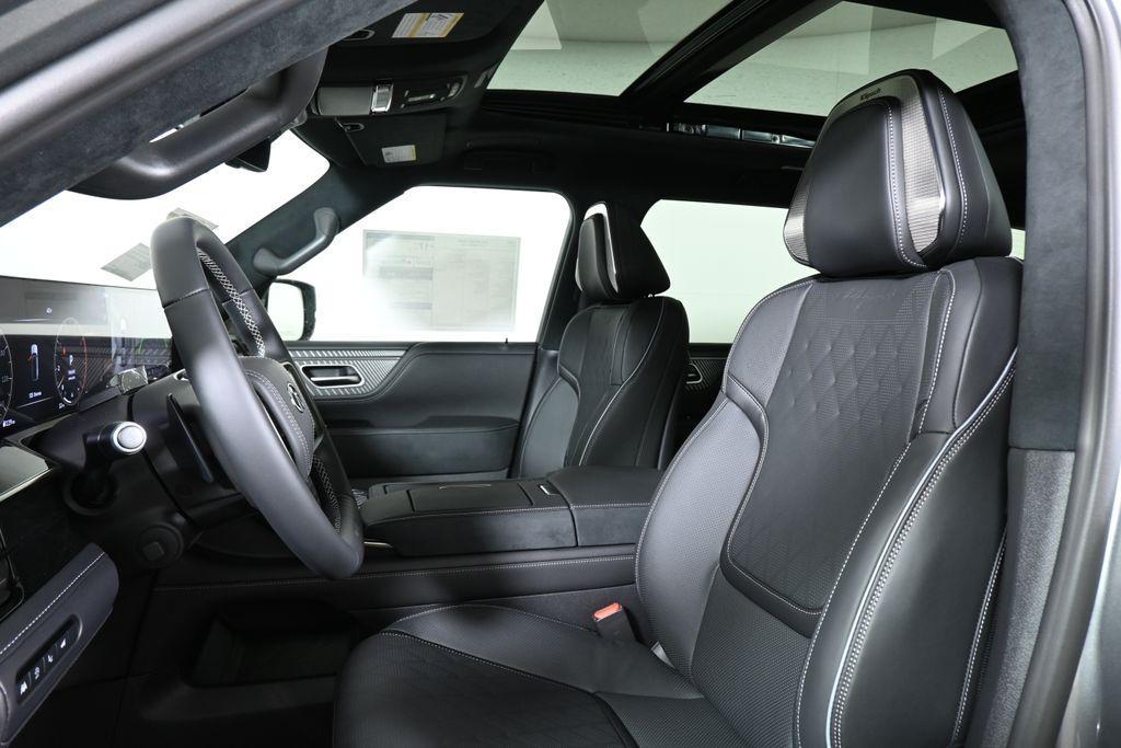 new 2026 INFINITI QX80 car, priced at $107,655