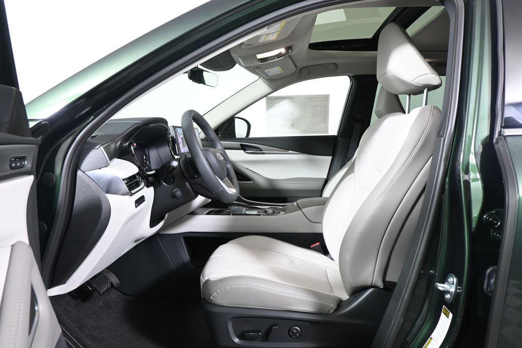 new 2027 INFINITI QX60 car, priced at $62,755