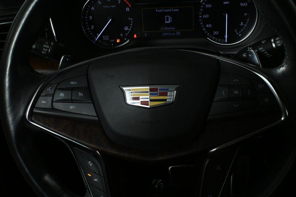 used 2023 Cadillac XT5 car, priced at $34,979