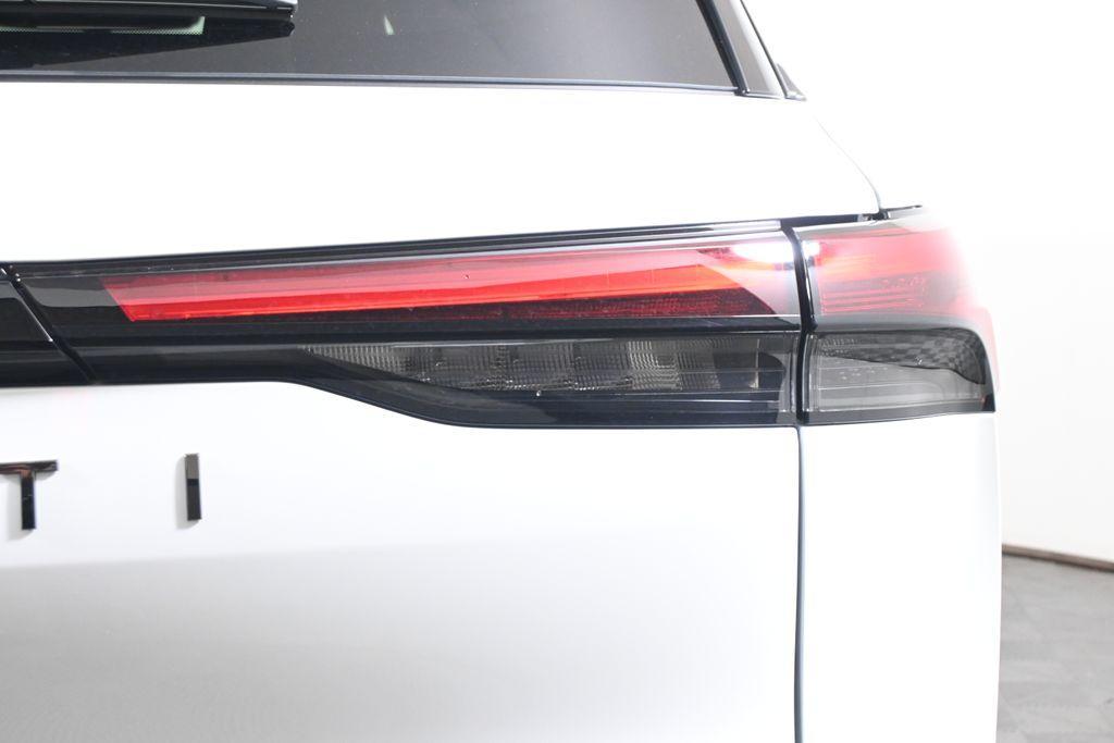new 2027 INFINITI QX60 car