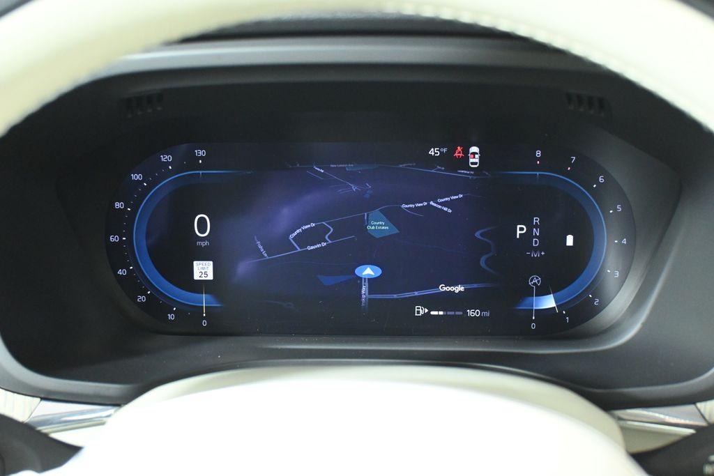 used 2023 Volvo XC60 car, priced at $33,979