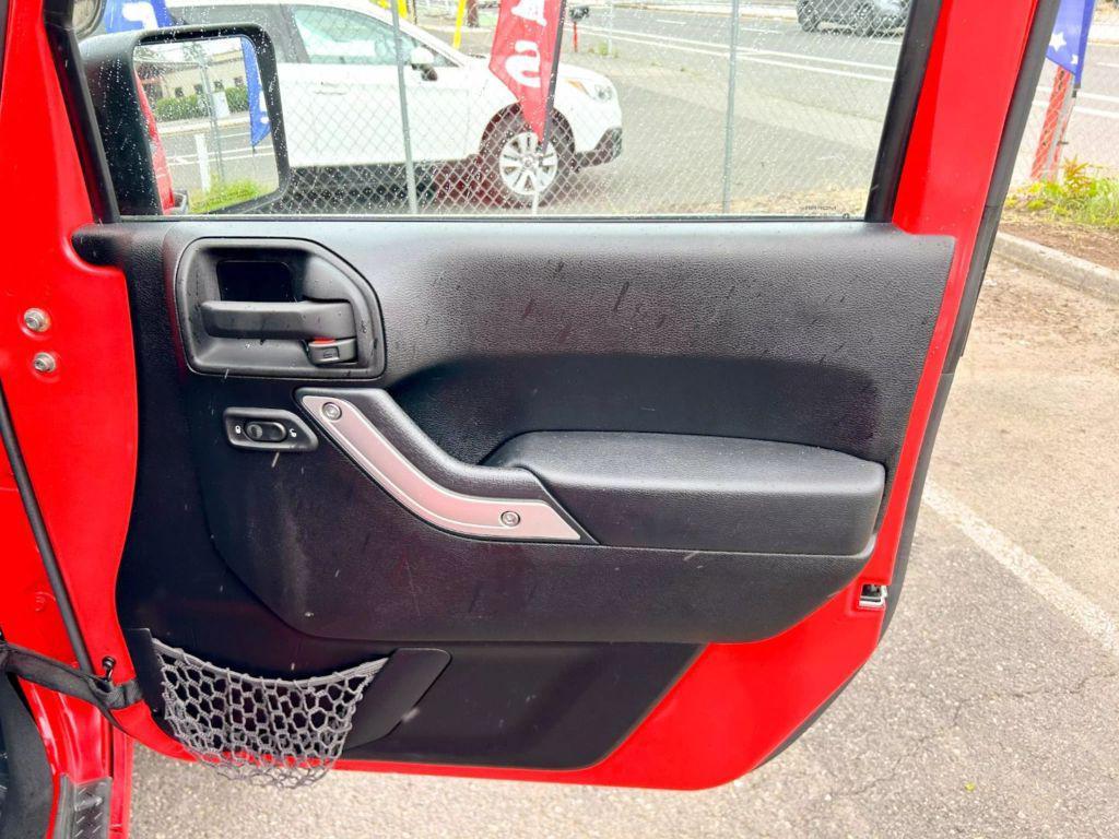 used 2015 Jeep Wrangler Unlimited car, priced at $21,000