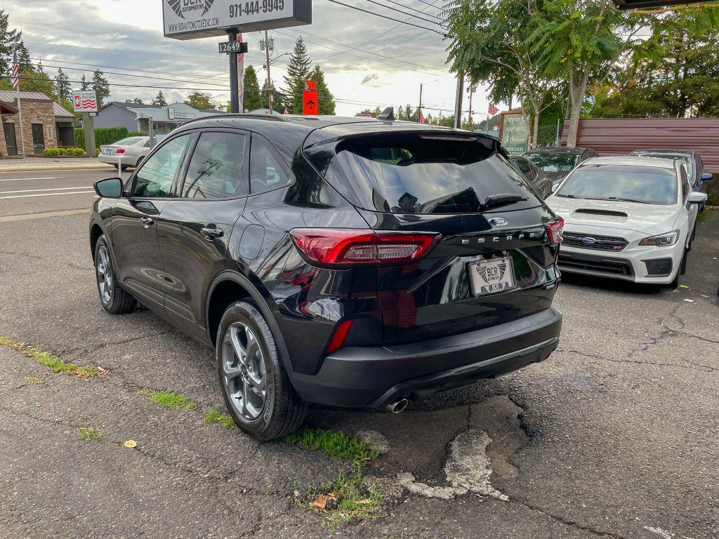 used 2025 Ford Escape car, priced at $27,991