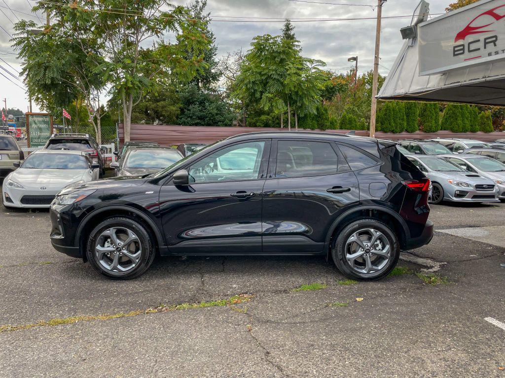 used 2025 Ford Escape car, priced at $27,991