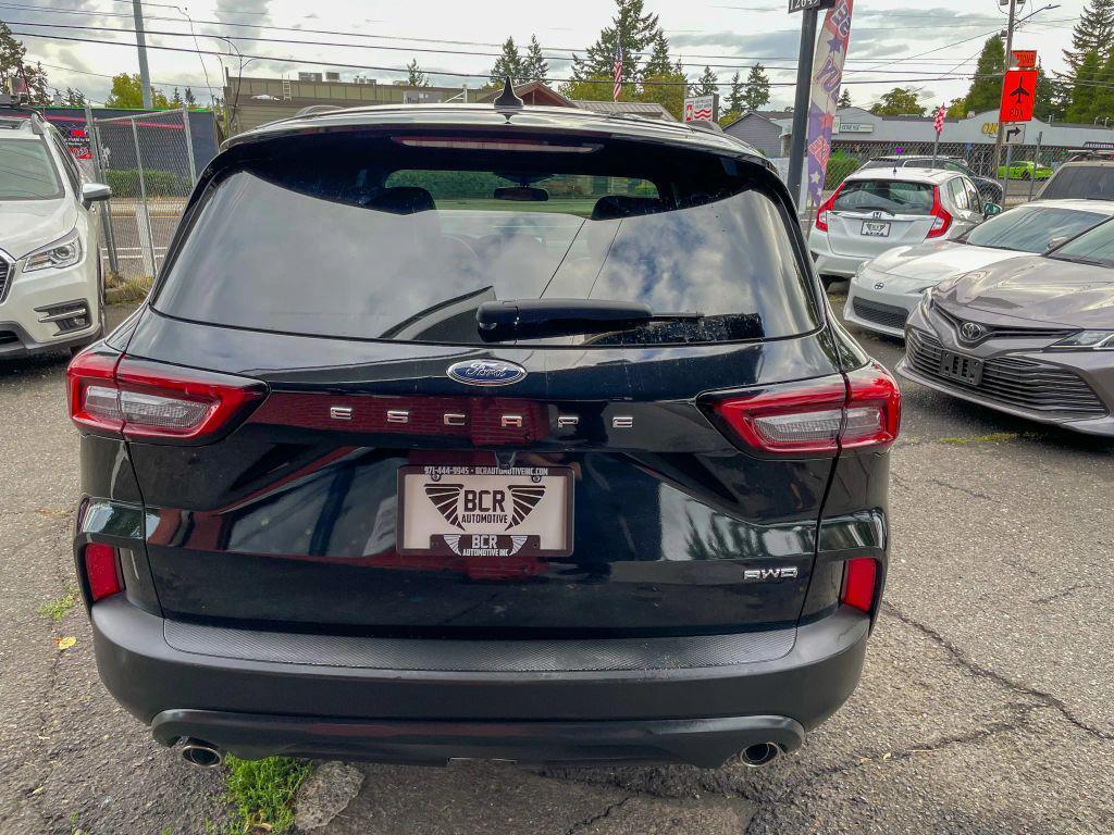 used 2025 Ford Escape car, priced at $27,991