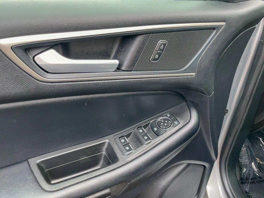 used 2021 Ford Edge car, priced at $17,491