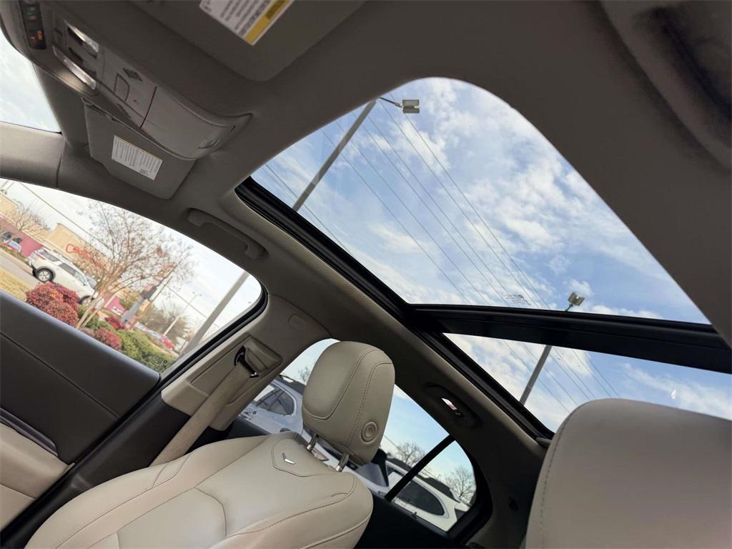 used 2023 Cadillac XT4 car, priced at $26,500