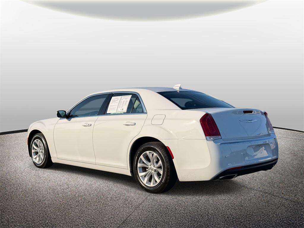used 2023 Chrysler 300 car, priced at $26,000
