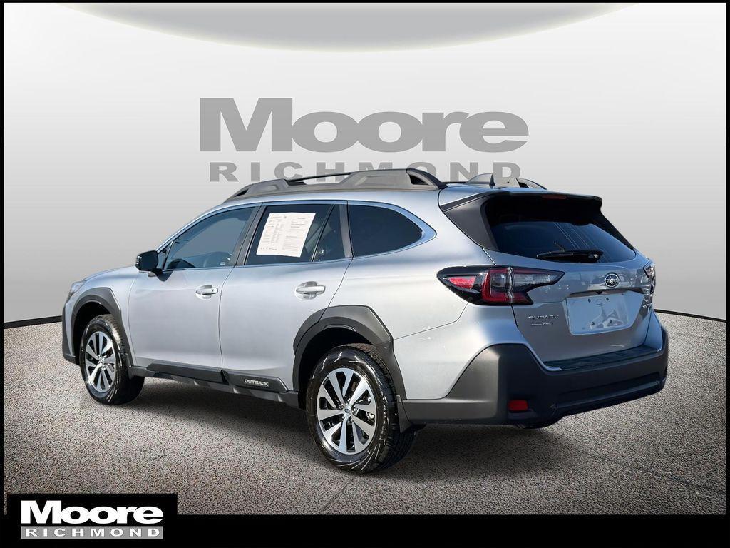 used 2025 Subaru Outback car, priced at $31,500