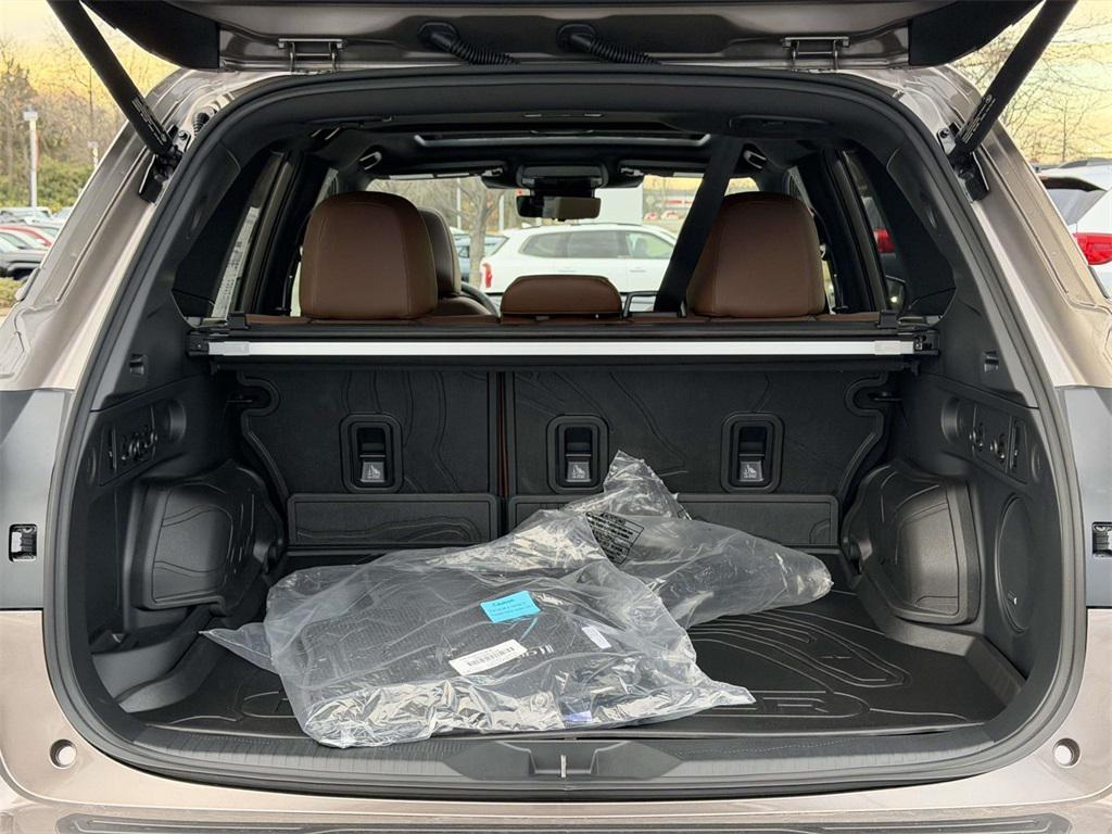 new 2025 Subaru Forester Hybrid car, priced at $42,652