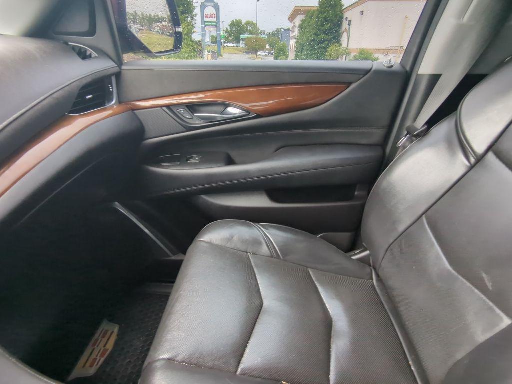 used 2020 Cadillac Escalade car, priced at $34,999