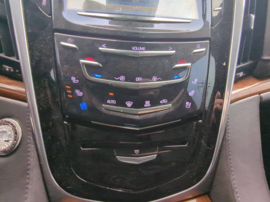 used 2020 Cadillac Escalade car, priced at $34,999