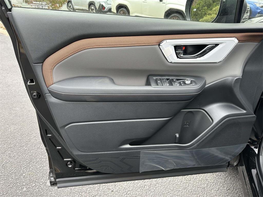 new 2025 Subaru Forester car, priced at $36,326