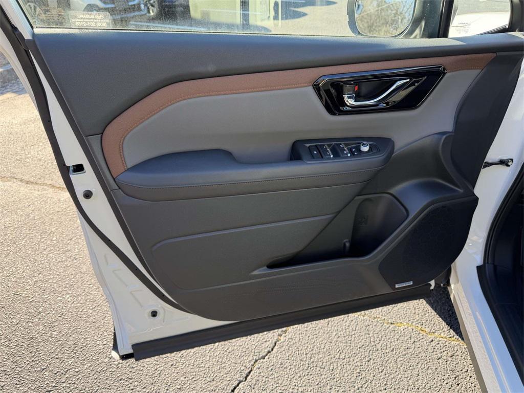 new 2025 Subaru Forester Hybrid car, priced at $39,009