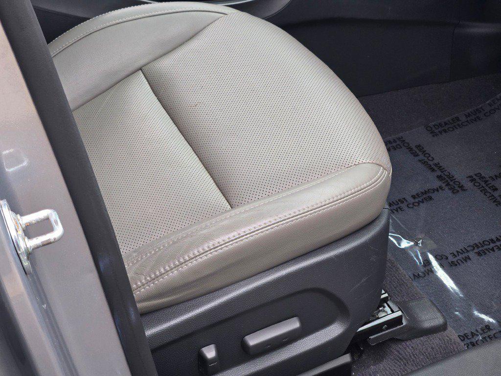 used 2016 Hyundai Santa Fe car, priced at $13,656