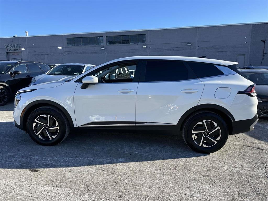 used 2023 Kia Sportage Hybrid car, priced at $21,799