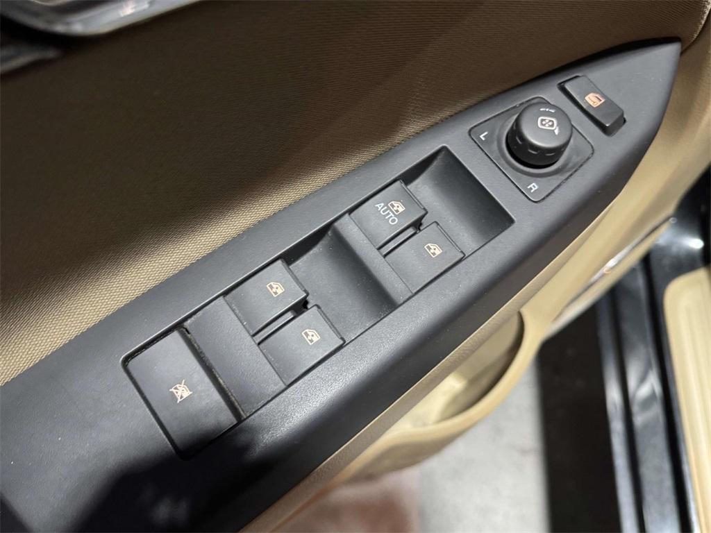 used 2008 Saturn Vue car, priced at $5,989