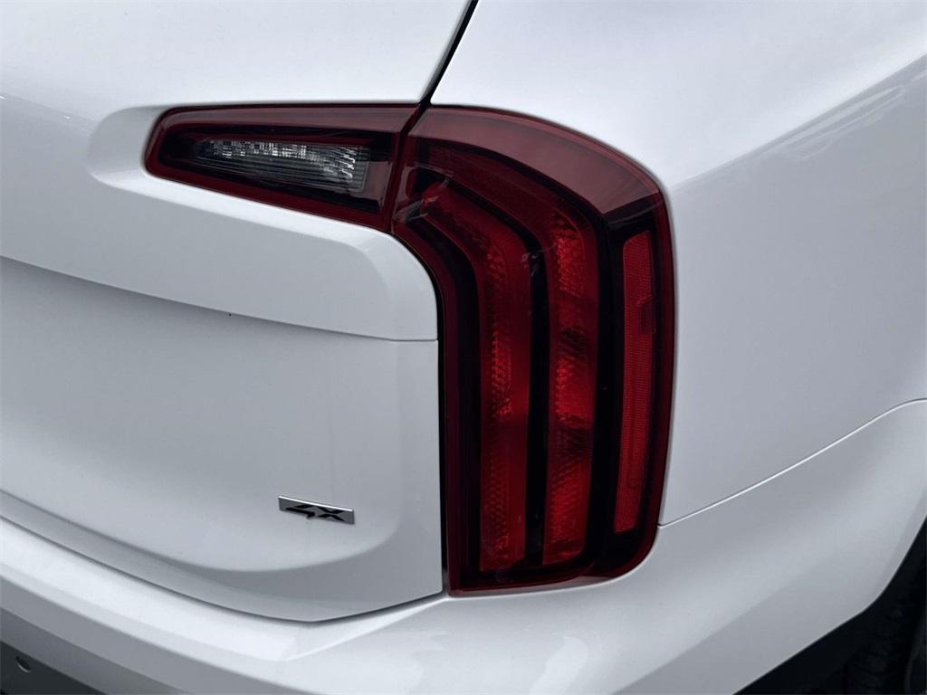 used 2023 Kia Telluride car, priced at $29,699