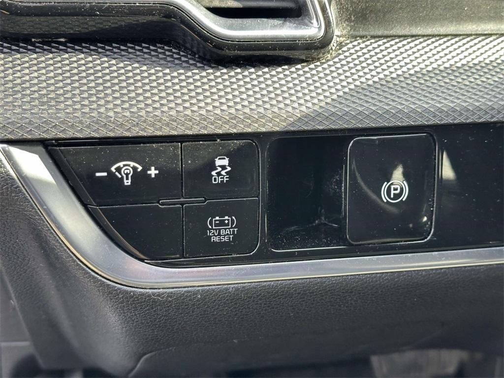 used 2023 Kia Sportage Hybrid car, priced at $19,749