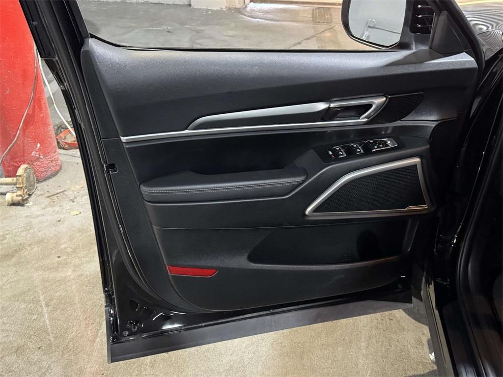used 2022 Kia Telluride car, priced at $27,099