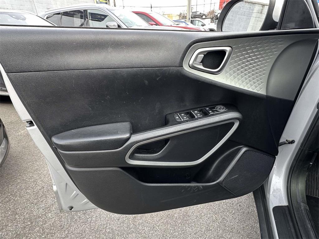 used 2021 Kia Soul car, priced at $9,899