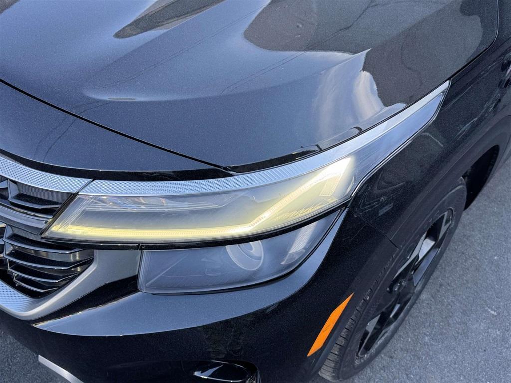 used 2025 Kia Seltos car, priced at $21,189