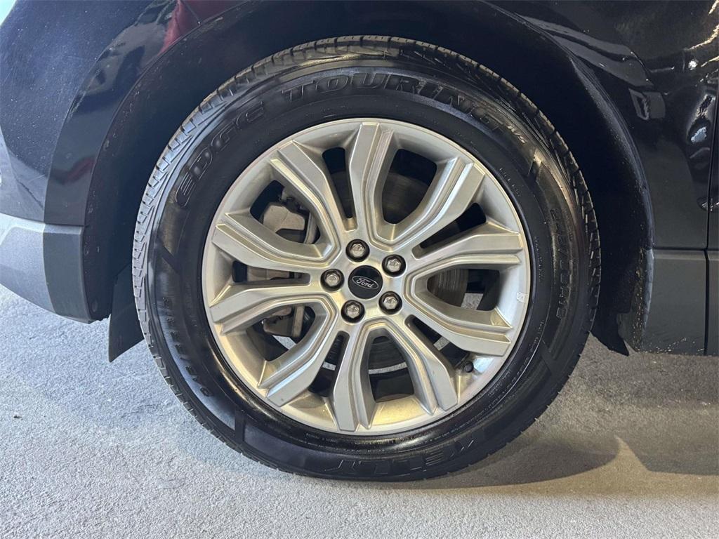 used 2023 Ford Edge car, priced at $19,899