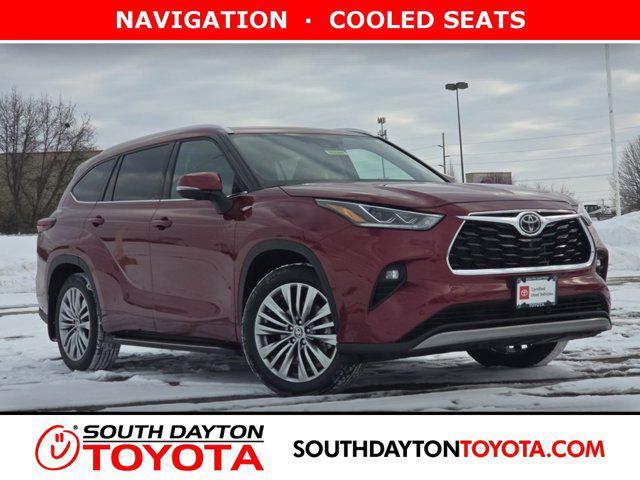 used 2024 Toyota Highlander car, priced at $45,990