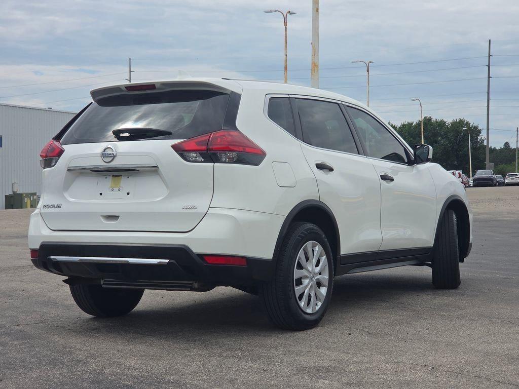 used 2017 Nissan Rogue car, priced at $7,888