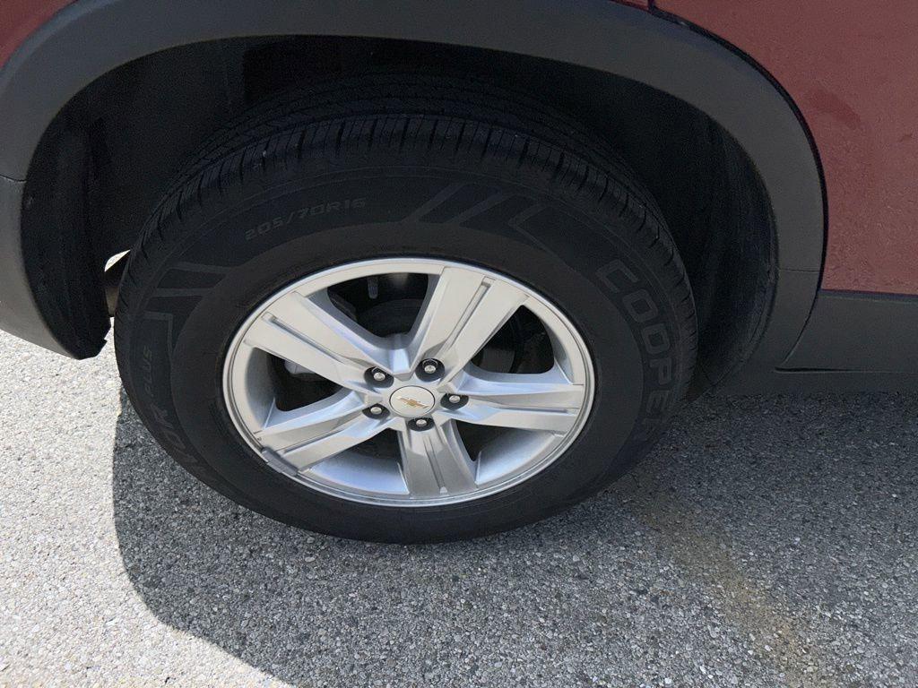 used 2022 Chevrolet Trax car, priced at $18,388