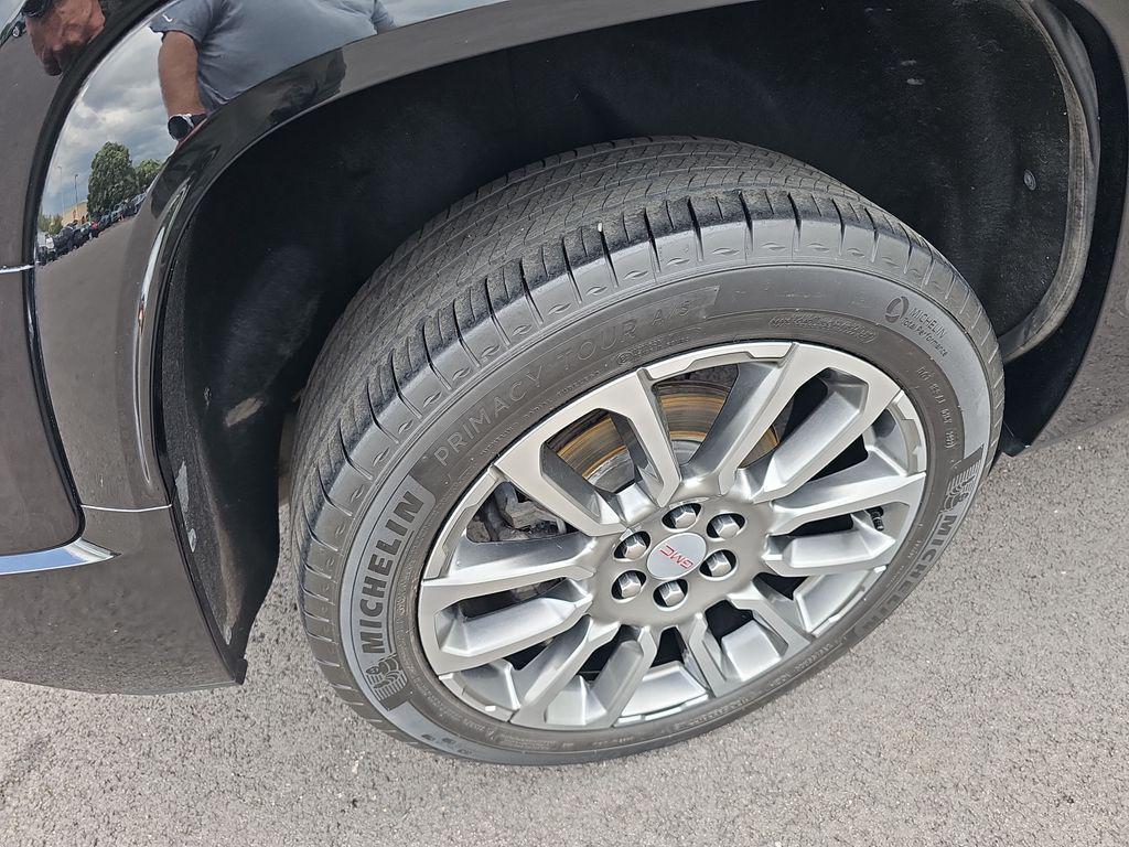 used 2023 GMC Acadia car, priced at $38,407