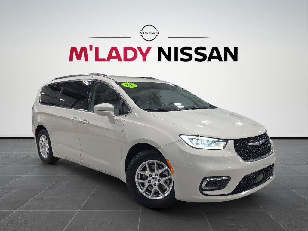 used 2021 Chrysler Pacifica car, priced at $20,207
