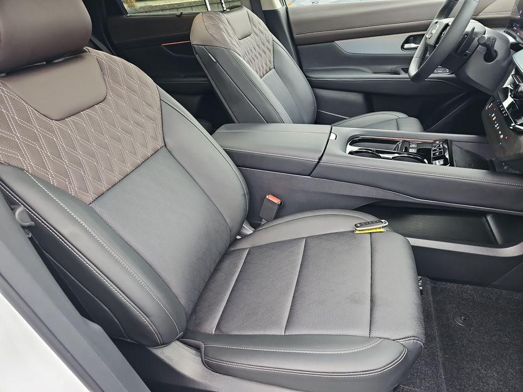 used 2025 Nissan Murano car, priced at $41,995