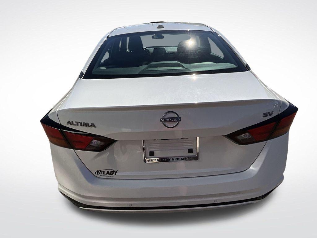 used 2023 Nissan Altima car, priced at $21,995