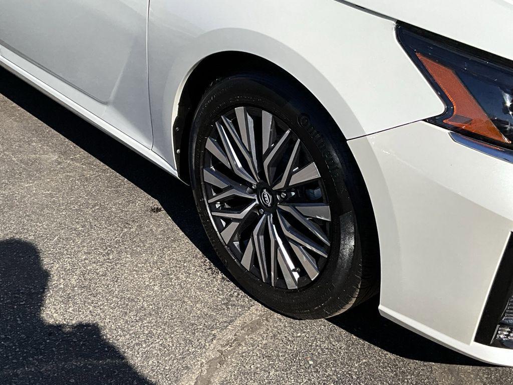 used 2023 Nissan Altima car, priced at $21,995