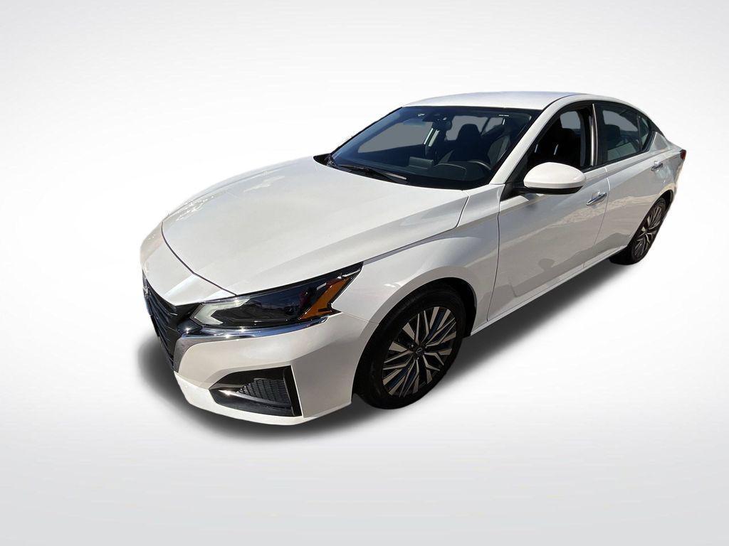 used 2023 Nissan Altima car, priced at $21,995