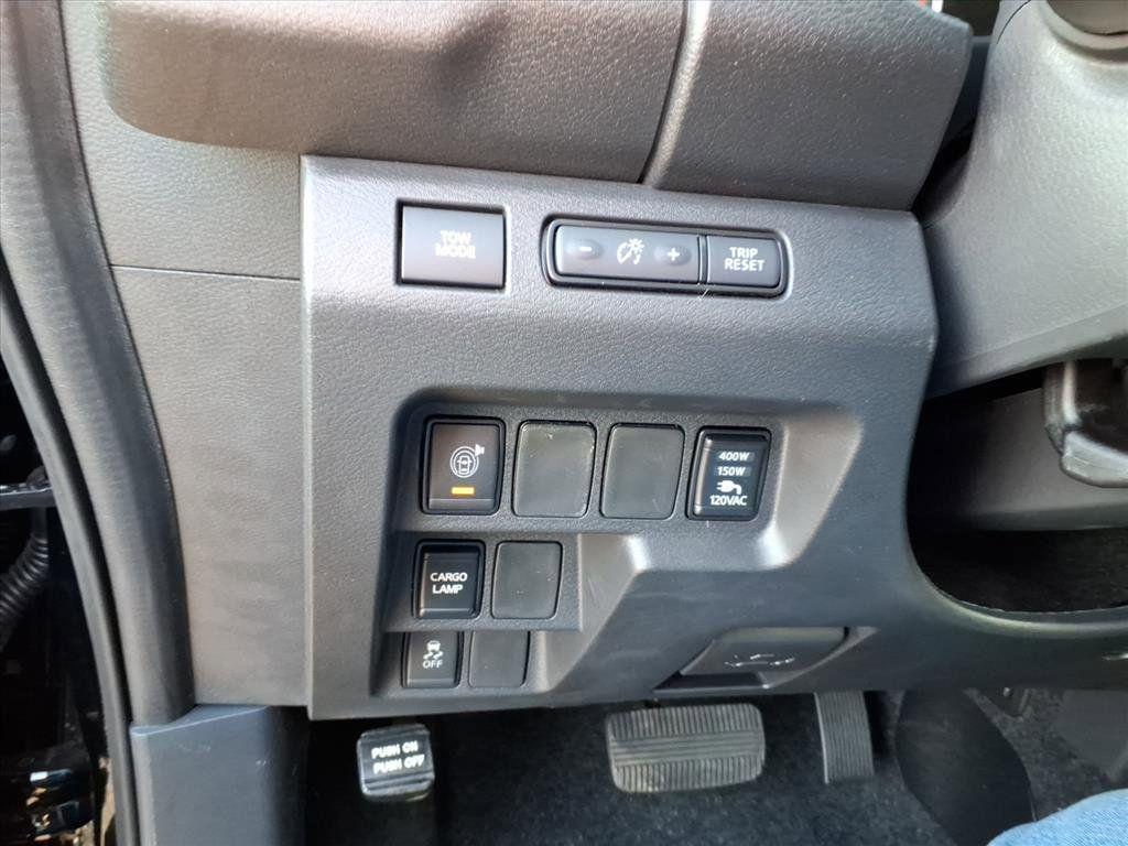 new 2026 Nissan Frontier car, priced at $40,005