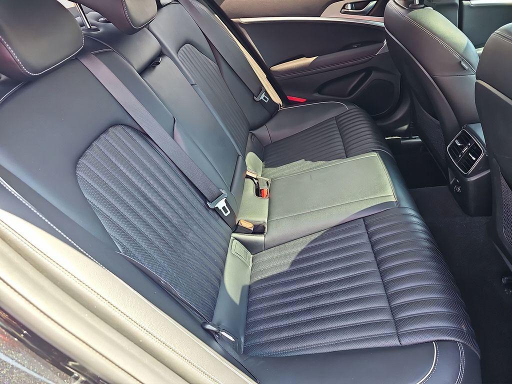 used 2022 Genesis G70 car, priced at $27,888