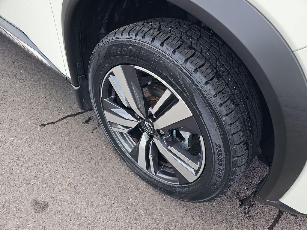 used 2023 Nissan Rogue car, priced at $26,407