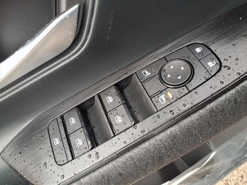 new 2026 Nissan Kicks car, priced at $26,957