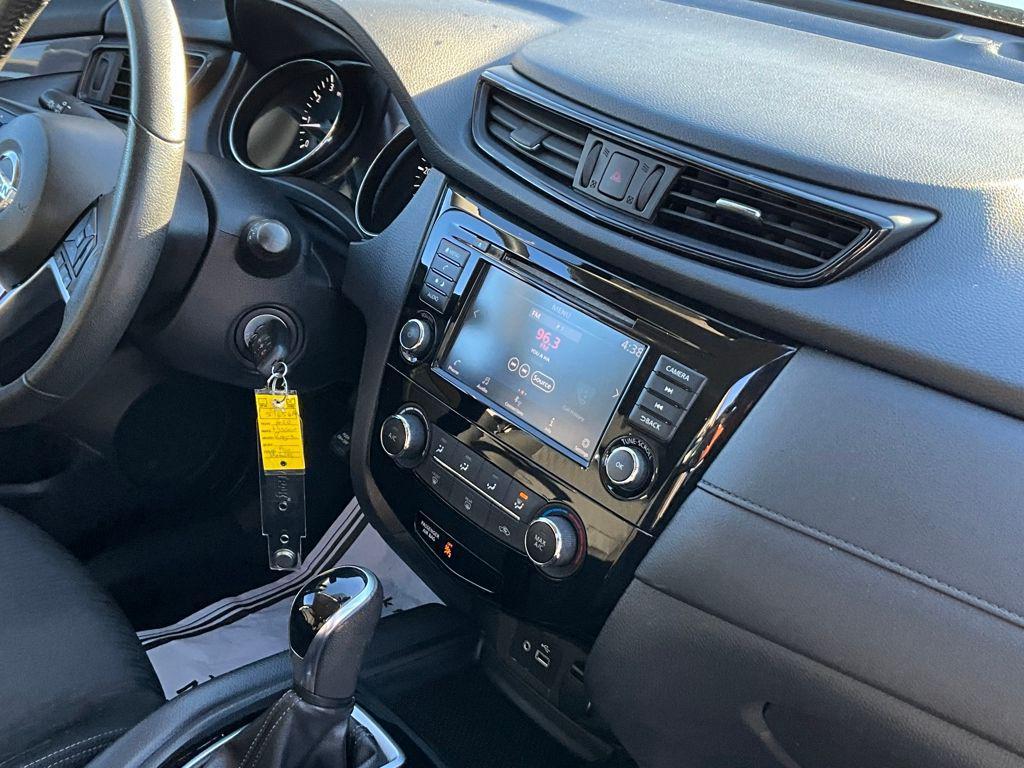 used 2020 Nissan Rogue car, priced at $13,750