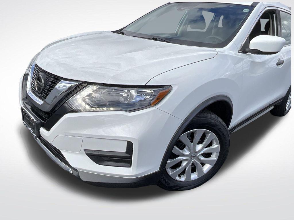 used 2020 Nissan Rogue car, priced at $15,995