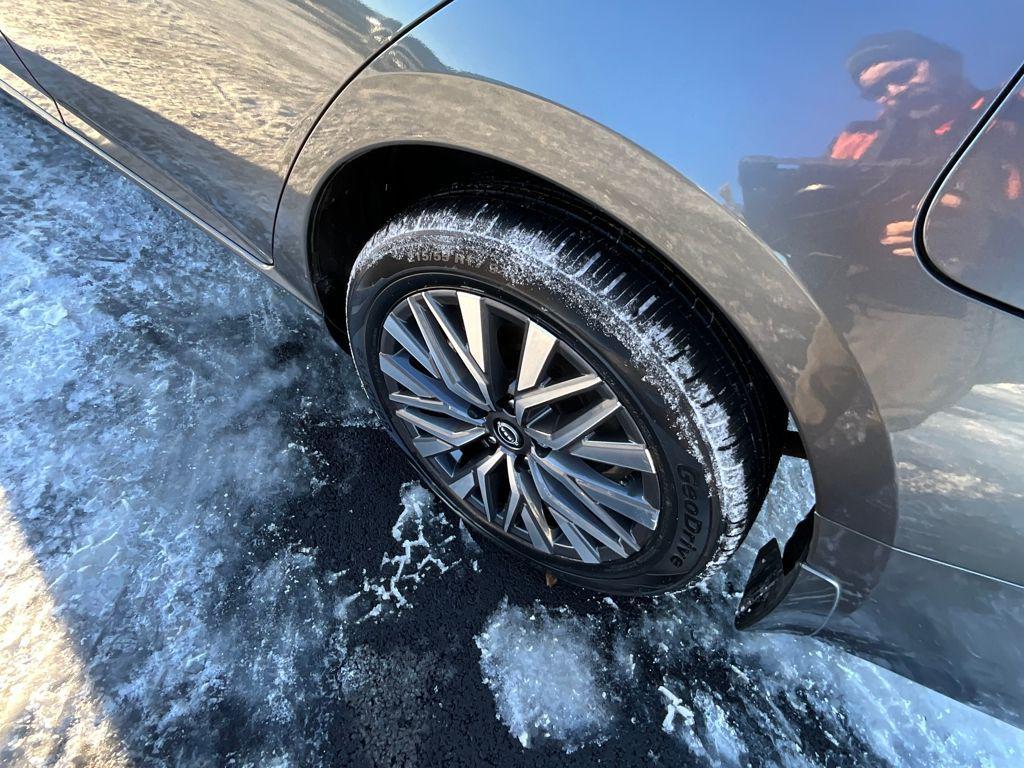 used 2023 Nissan Altima car, priced at $25,995