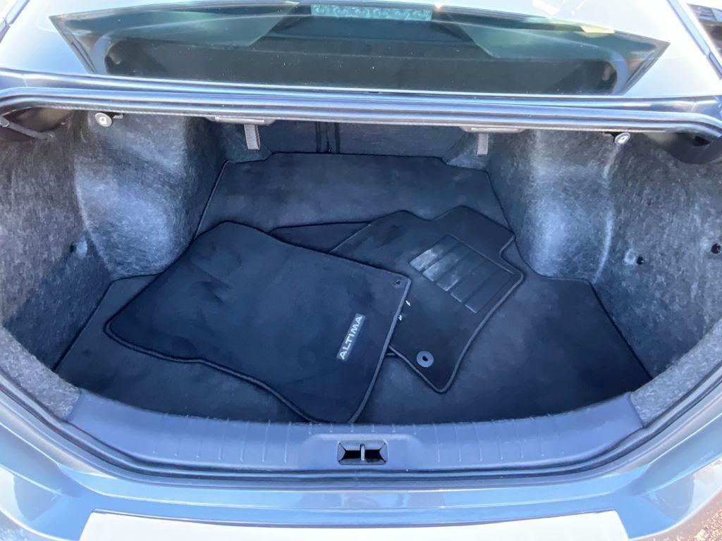 used 2023 Nissan Altima car, priced at $25,995