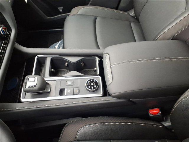 new 2026 Nissan Pathfinder car, priced at $41,978