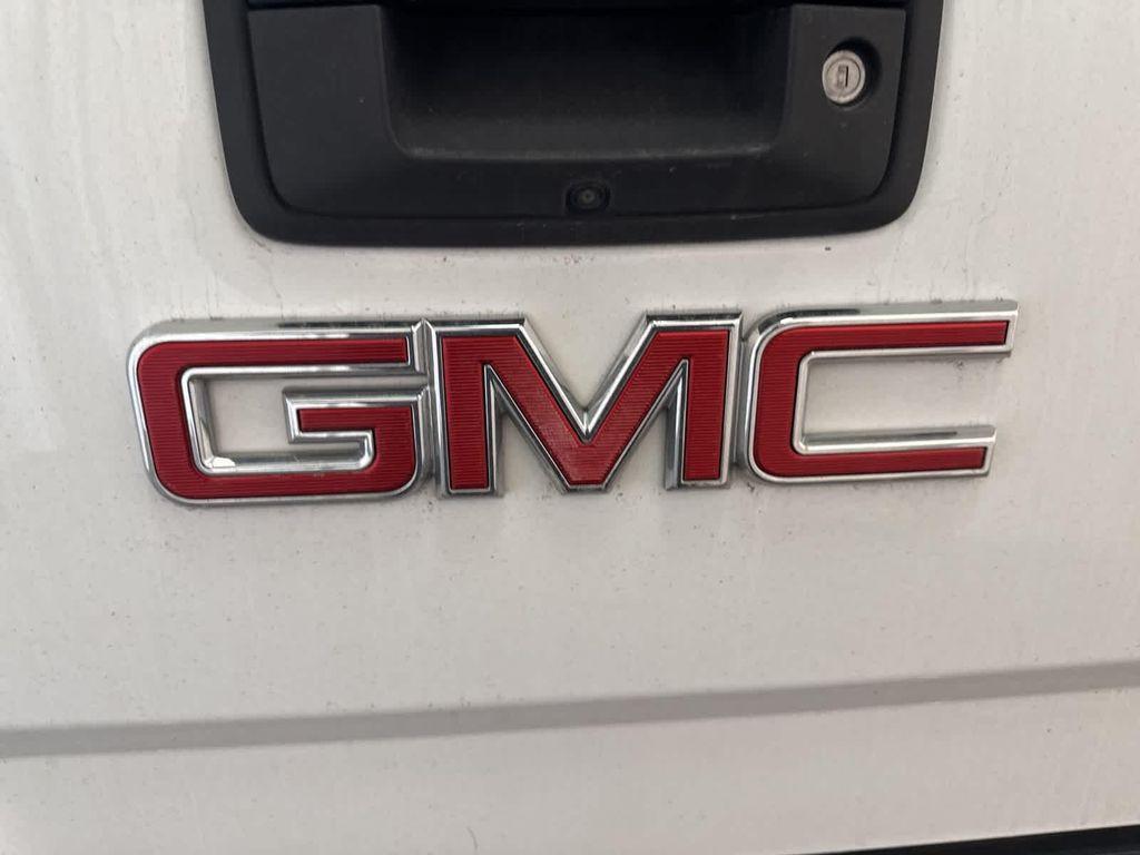 used 2018 GMC Sierra 1500 car, priced at $24,999