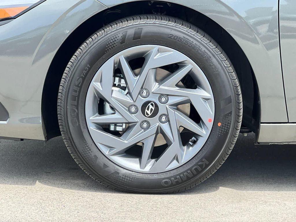 new 2026 Hyundai ELANTRA HEV car, priced at $26,020