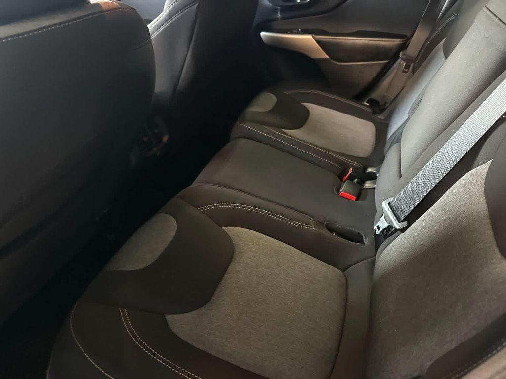 used 2018 Jeep Cherokee car, priced at $10,999