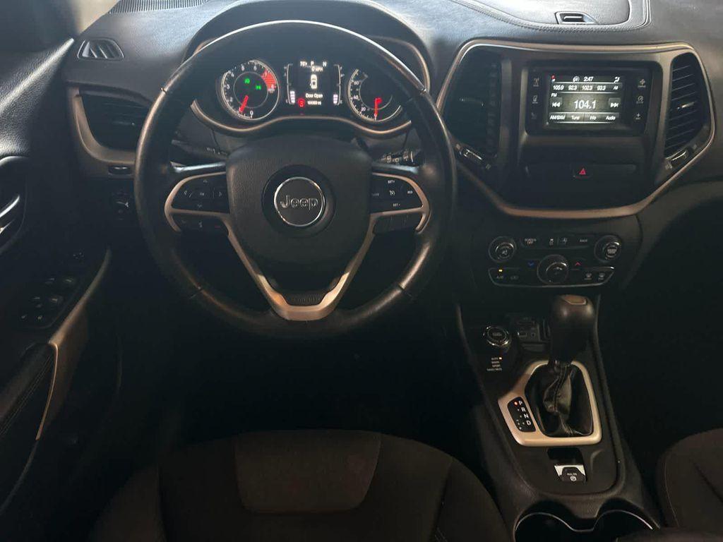 used 2018 Jeep Cherokee car, priced at $10,999